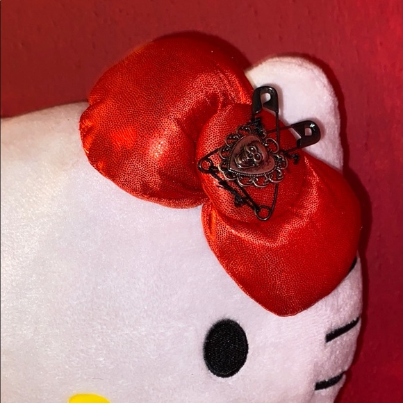 NWT One of a Kind Hello Kitty Plush - Picture 4 of 7
